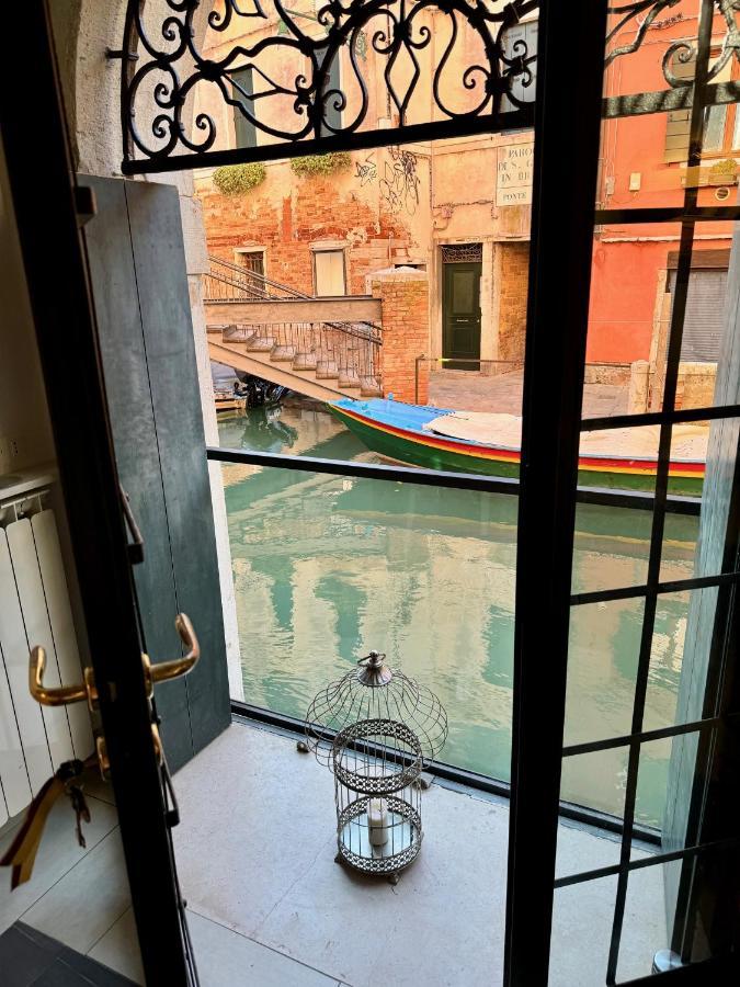 Ca Penini - Canal View Venezia Eksteriør bilde